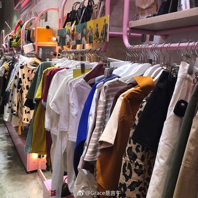 曼谷saim center附近的網紅服裝店打卡～P1-3叫什么daddy 衣服風格比|可愛 .