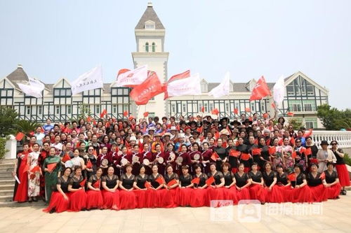 百年華誕 霓裳華舞 中華傳統服飾文化展演上演